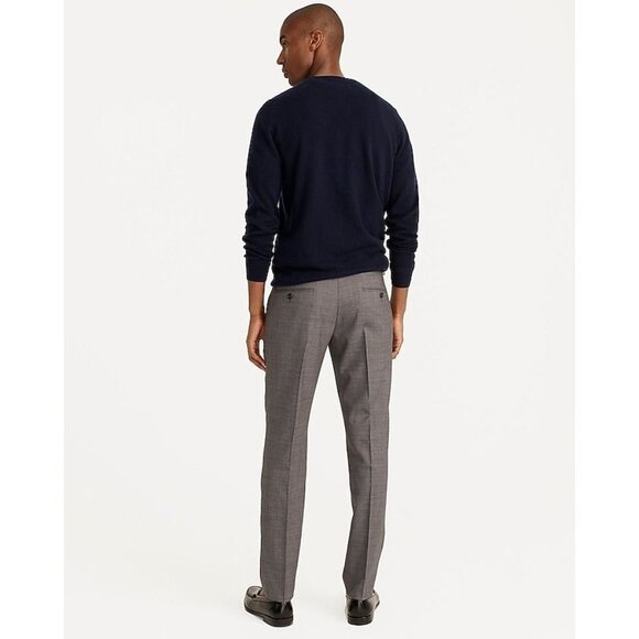 Bowery Slim-fit pant in wool blend grey item J6061 Flaw - Picture 2 of 6